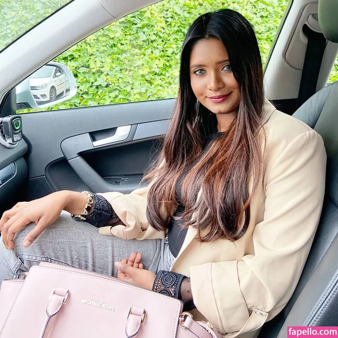 Resha Antony Onlyfans Photo Gallery 