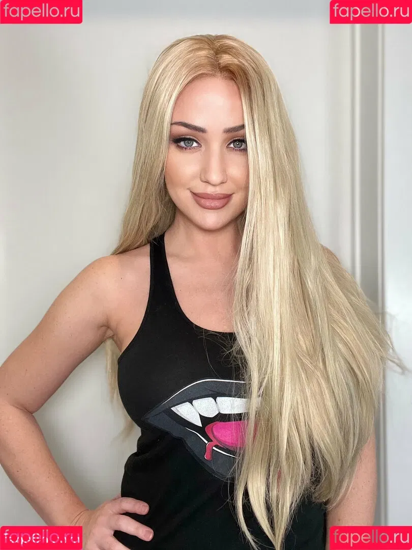 Angela Sommers Onlyfans Photo Gallery 