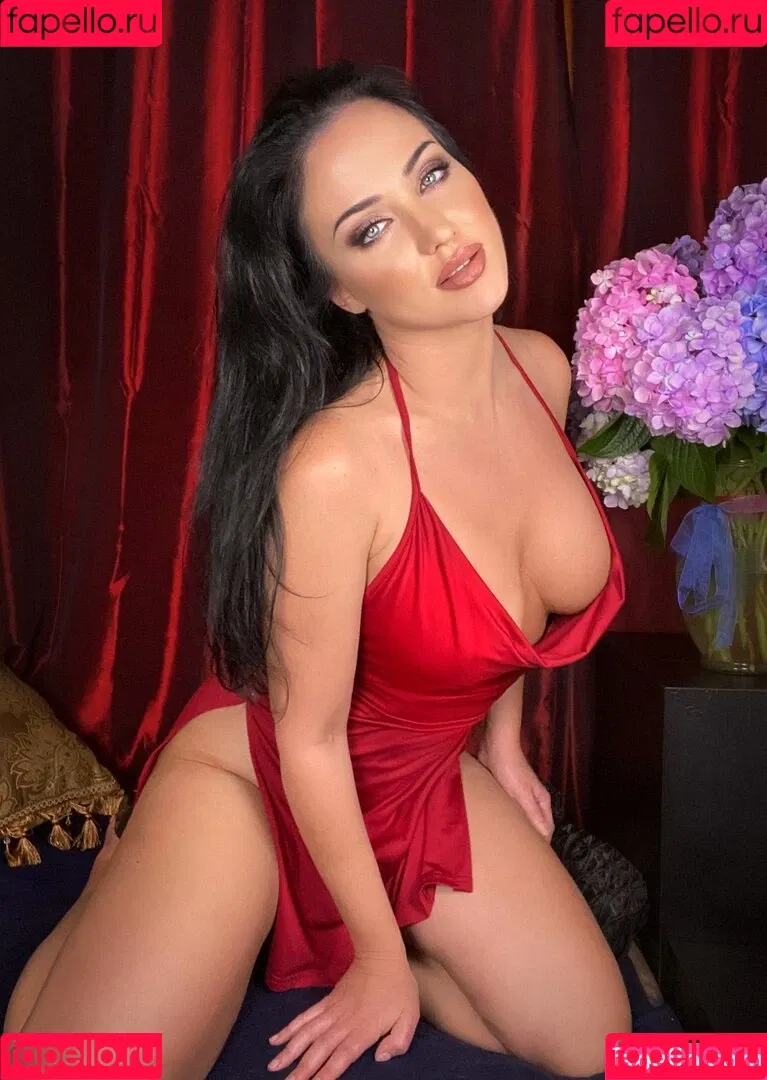 Angela Sommers Onlyfans Photo Gallery 