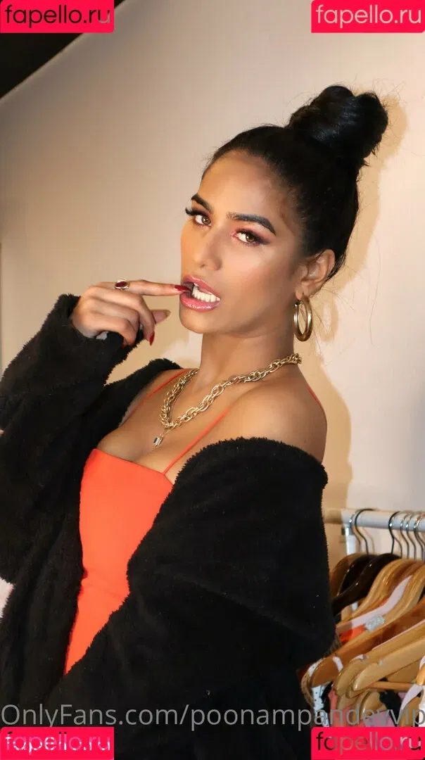 Poonam Pandey Onlyfans Photo Gallery 