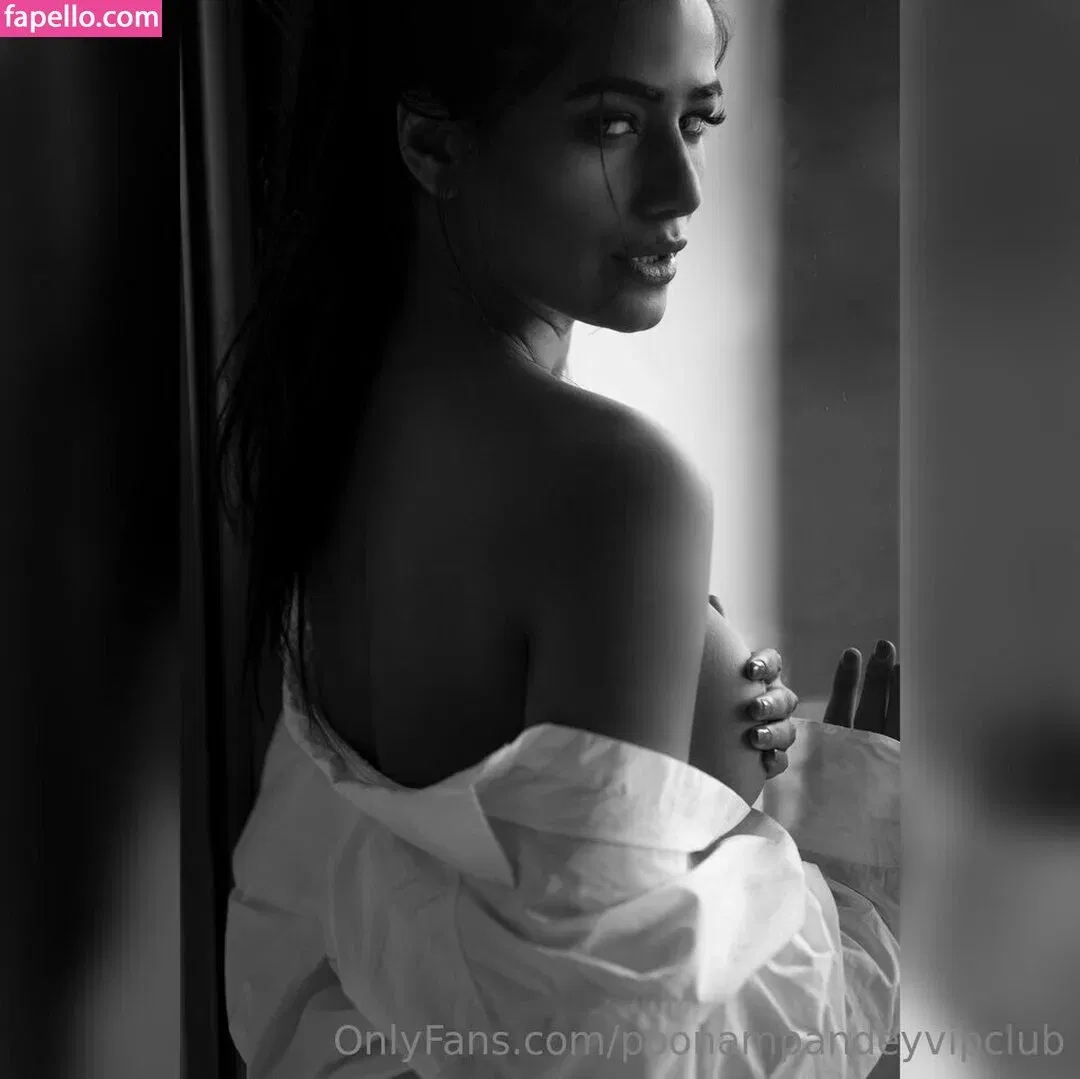 Poonam Pandey Onlyfans Photo Gallery 