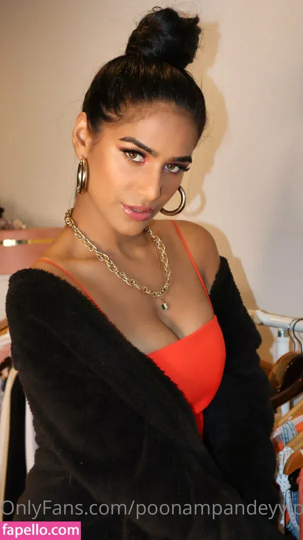 Poonam Pandey Onlyfans Photo Gallery 
