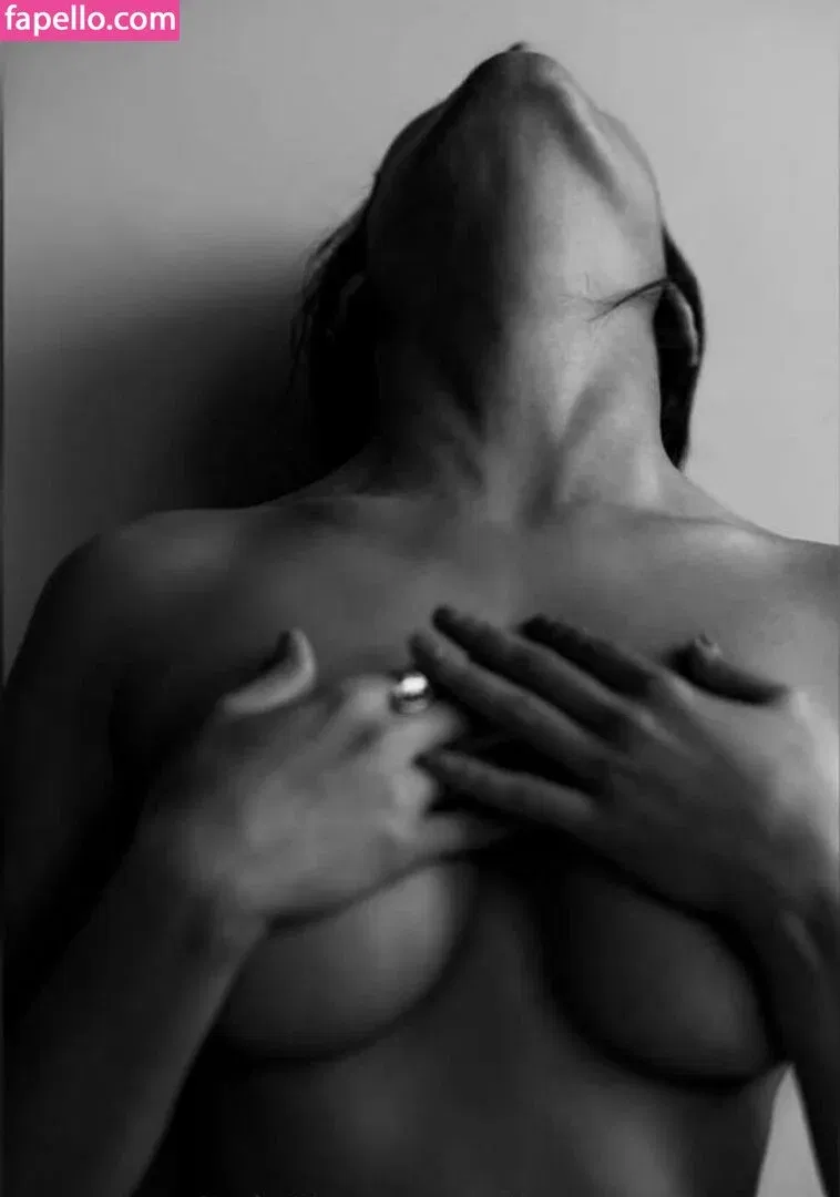 Poonam Pandey Onlyfans Photo Gallery 