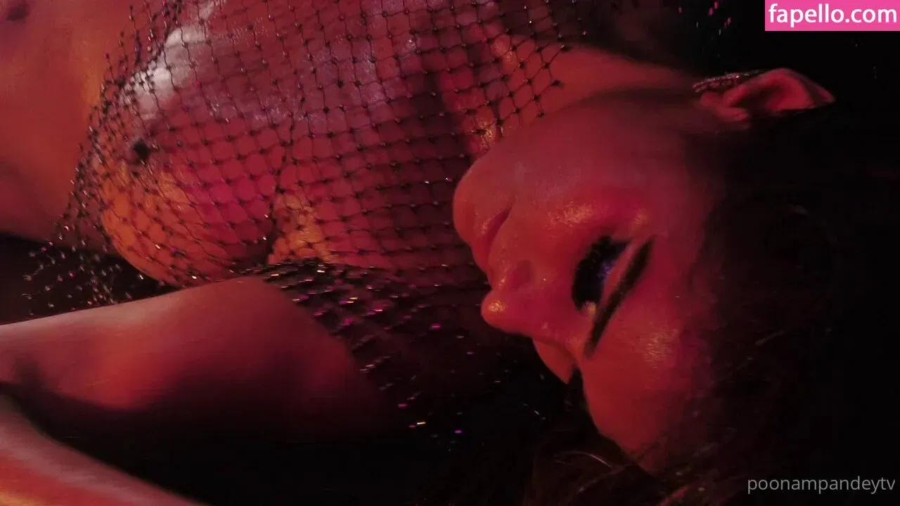 Poonam Pandey Onlyfans Photo Gallery 