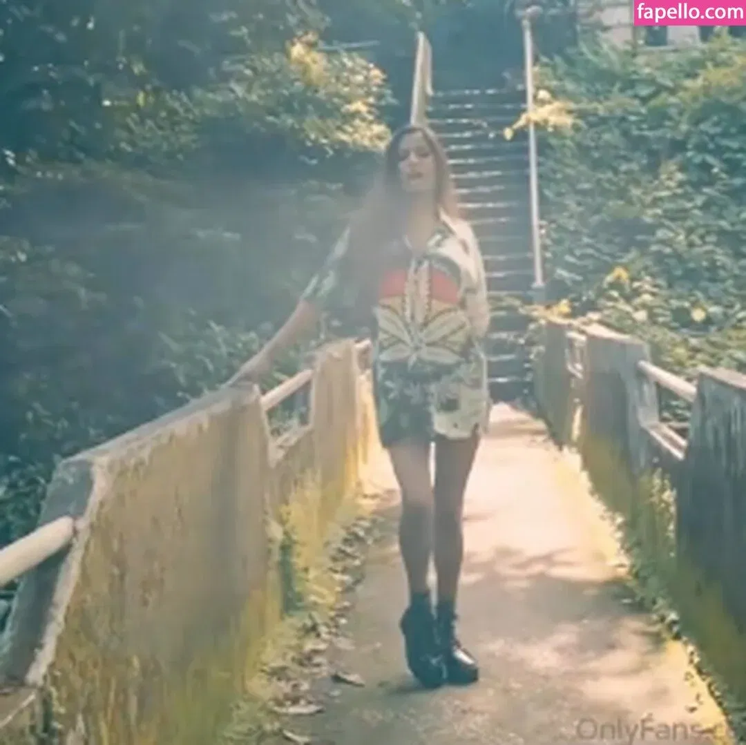 Poonam Pandey Onlyfans Photo Gallery 