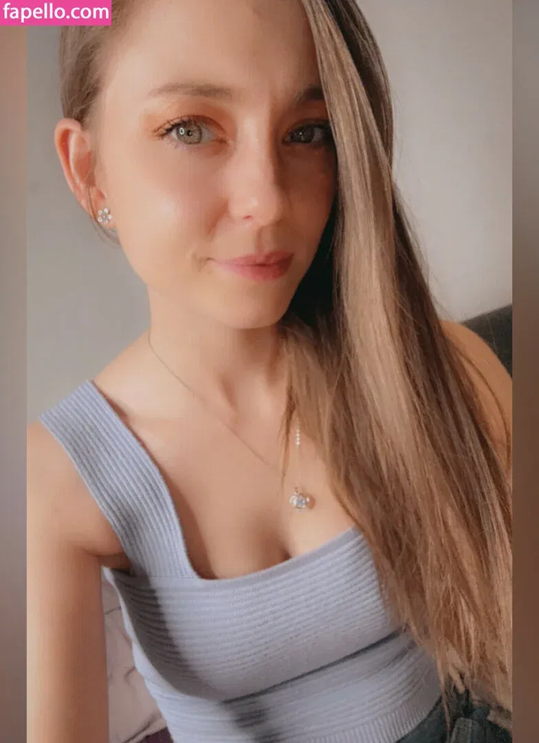 Keeley Hadley Onlyfans Photo Gallery 