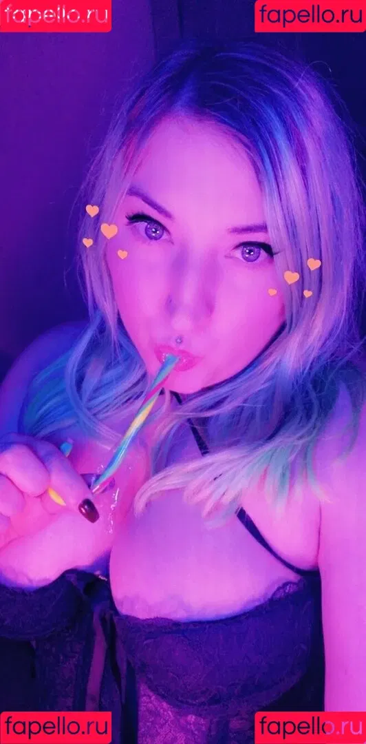Madisyn Onlyfans Photo Gallery 