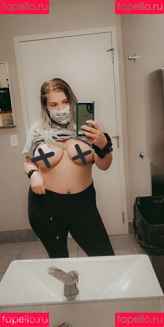 Madisyn Onlyfans Photo Gallery 