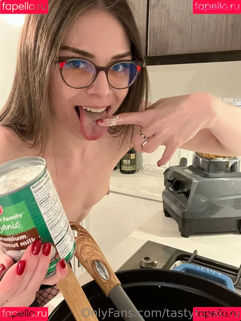 tastytayxoxo Onlyfans Photo Gallery 