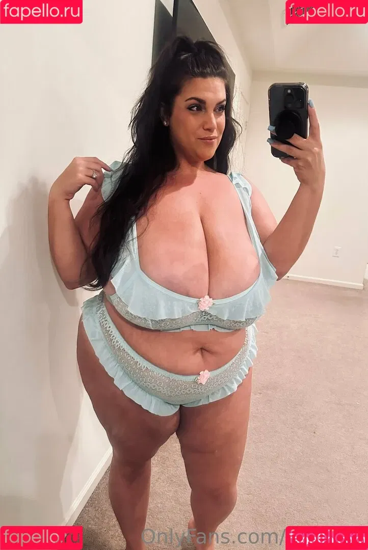 ariajane Onlyfans Photo Gallery 