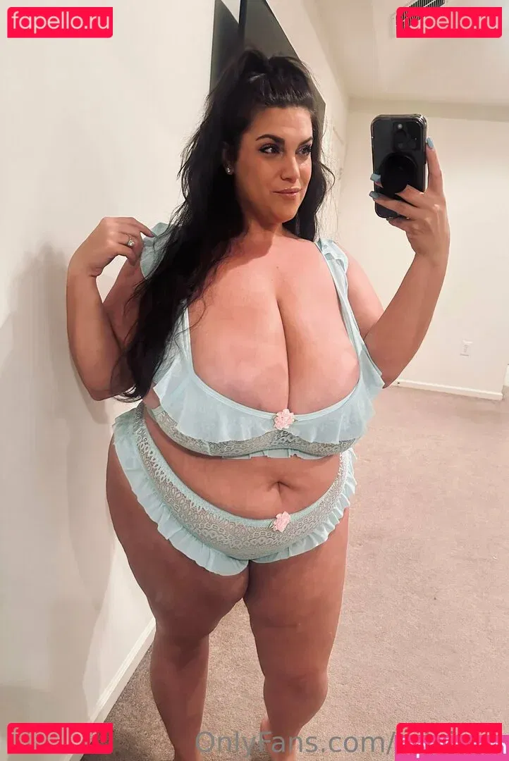 ariajane Onlyfans Photo Gallery 