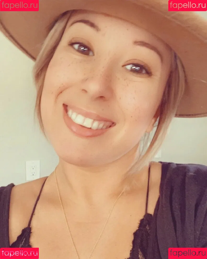 Goddessluna106 Onlyfans Photo Gallery 