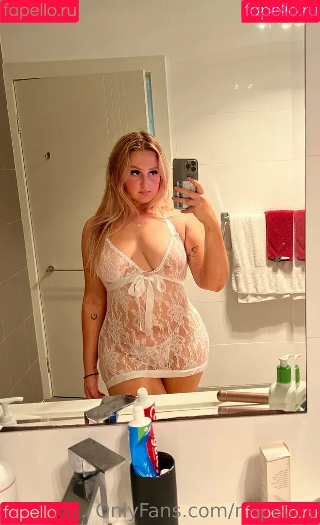 morezoe Onlyfans Photo Gallery 