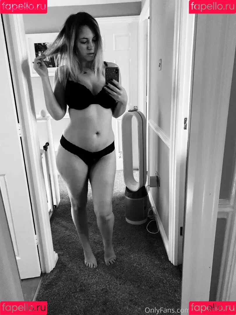 sophiaknight Onlyfans Photo Gallery 