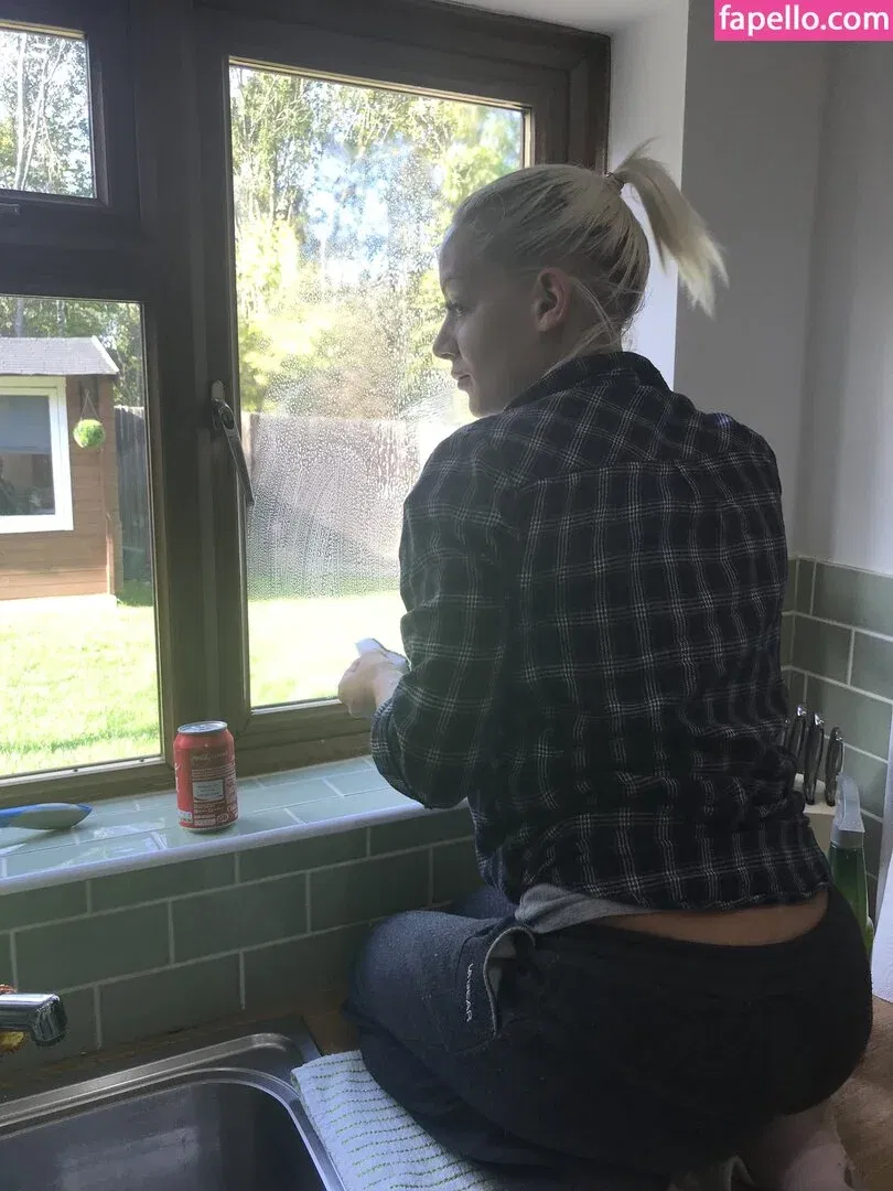 sophiaknight Onlyfans Photo Gallery 