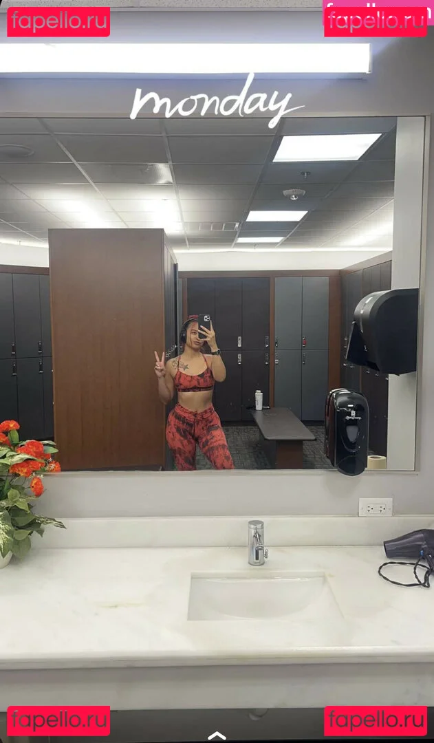 Regina_Unite Onlyfans Photo Gallery 