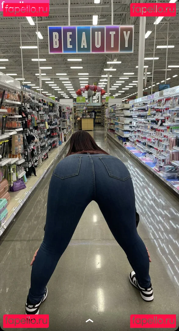 Regina_Unite Onlyfans Photo Gallery 