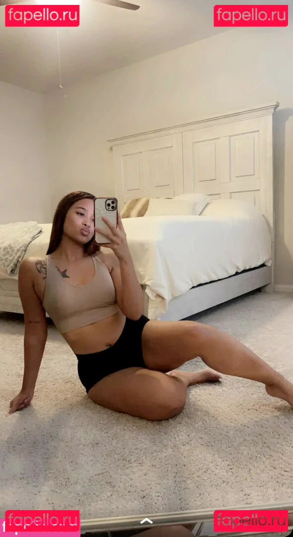 Regina_Unite Onlyfans Photo Gallery 