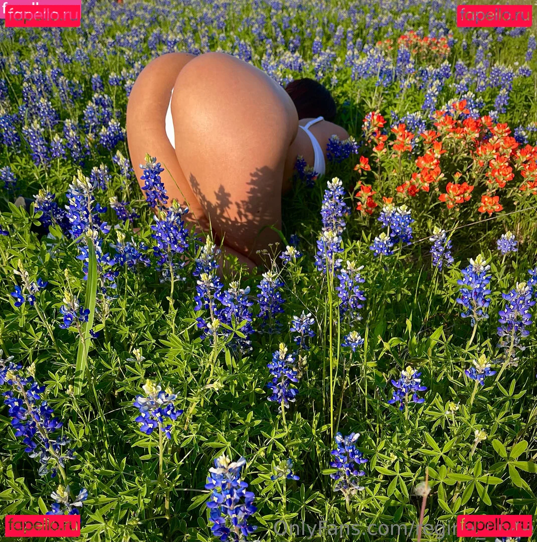 Regina_Unite Onlyfans Photo Gallery 