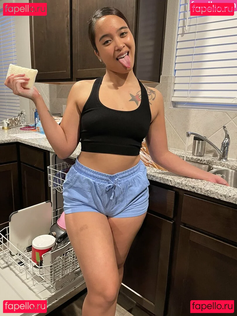 Regina_Unite Onlyfans Photo Gallery 