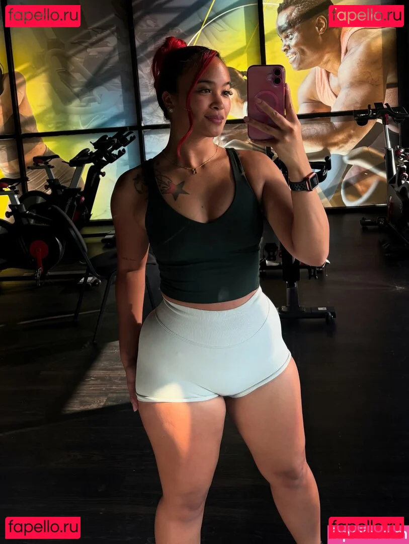 Regina_Unite Onlyfans Photo Gallery 