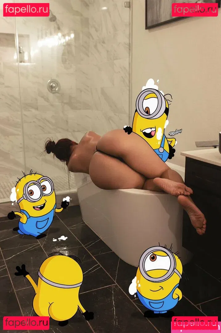 Regina_Unite Onlyfans Photo Gallery 