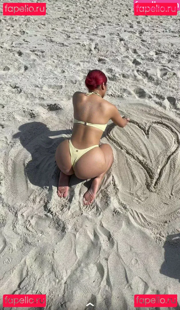 Regina_Unite Onlyfans Photo Gallery 