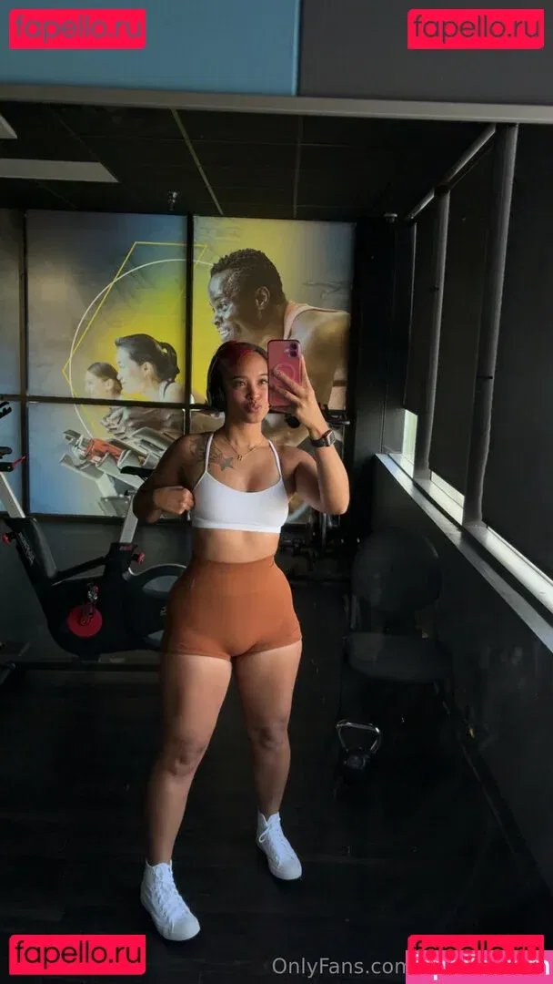 Regina_Unite Onlyfans Photo Gallery 