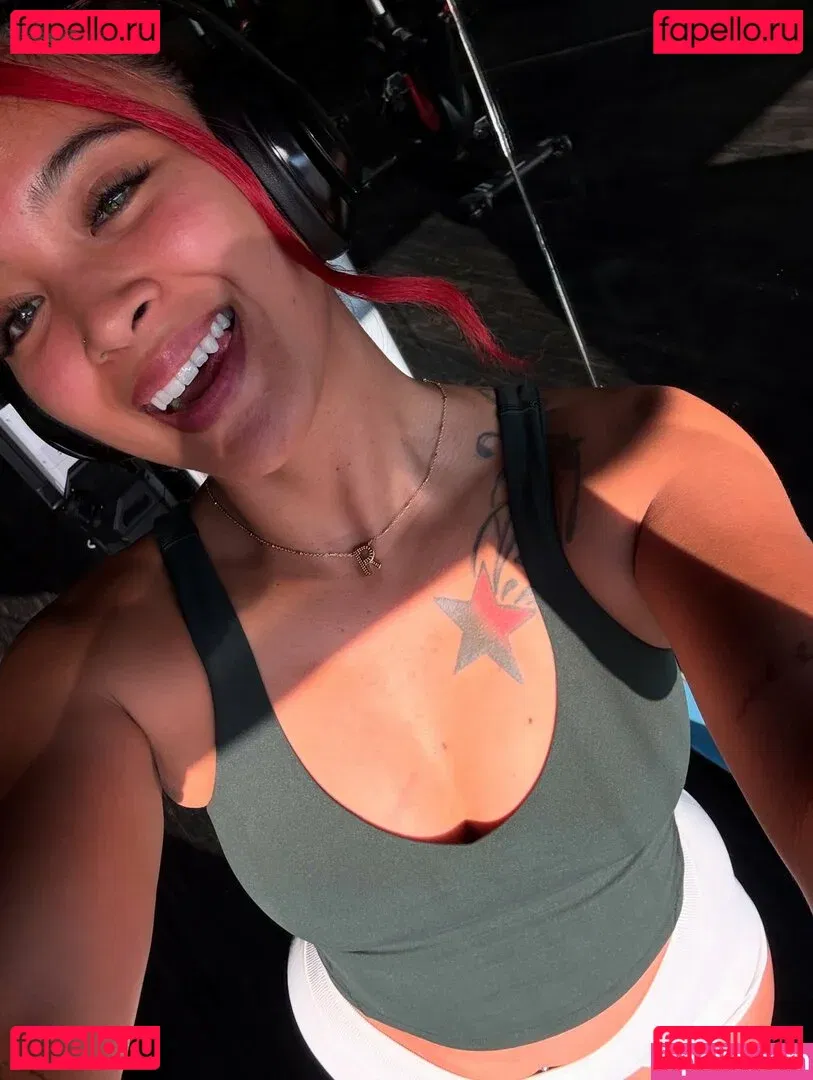 Regina_Unite Onlyfans Photo Gallery 