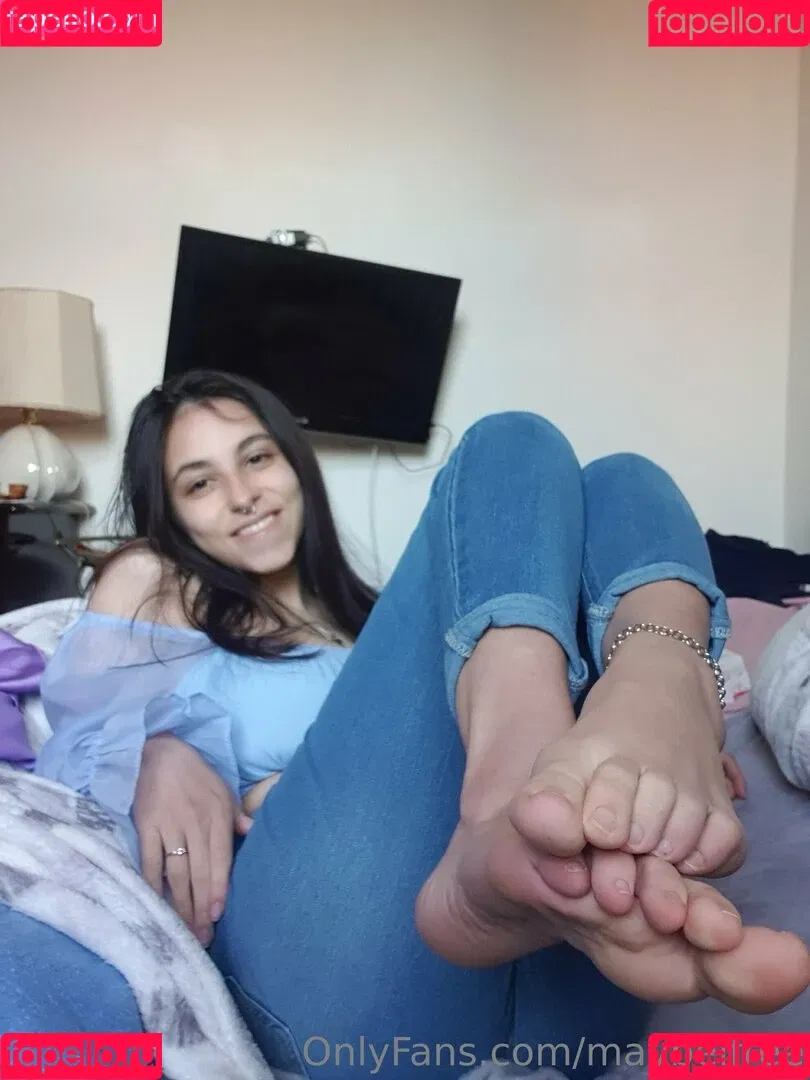 maybelfree Onlyfans Photo Gallery 