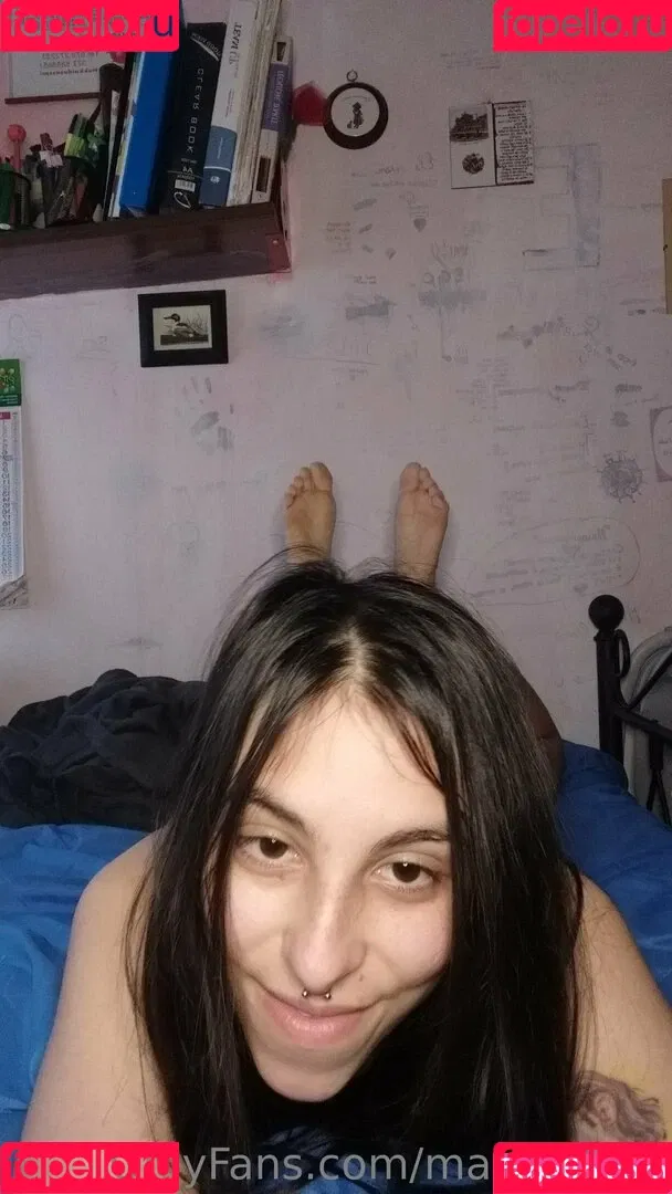 maybelfree Onlyfans Photo Gallery 
