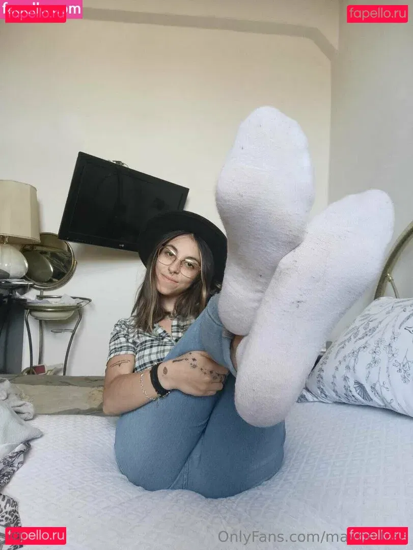 maybelfree Onlyfans Photo Gallery 