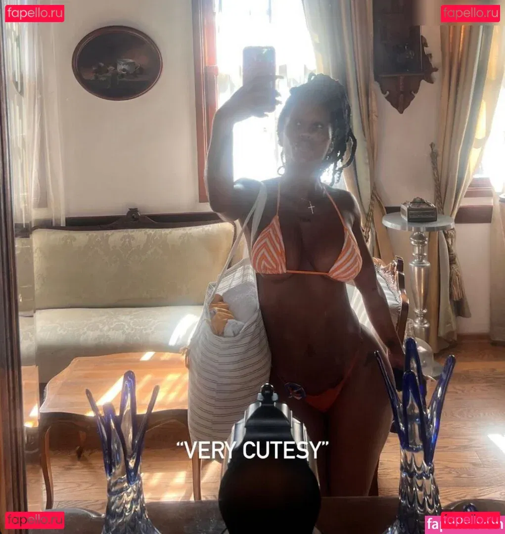 amy_taboo Onlyfans Photo Gallery 