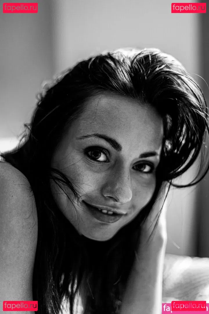 Michaela Isizzu Onlyfans Photo Gallery 