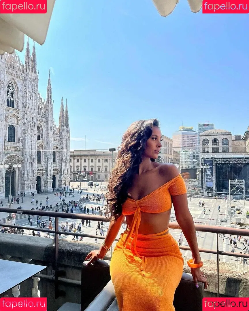 Maya Jama Onlyfans Photo Gallery 