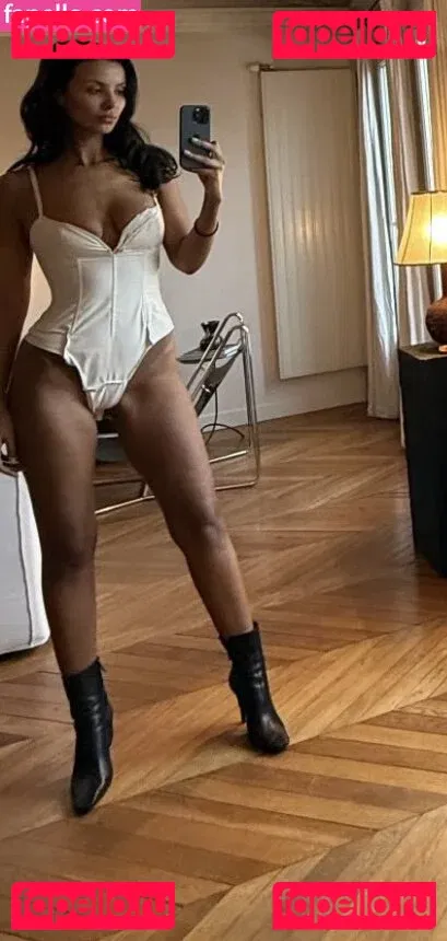 Maya Jama Onlyfans Photo Gallery 