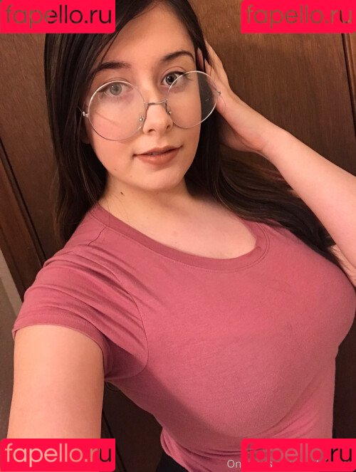 Pinksyreen Onlyfans Photo Gallery 