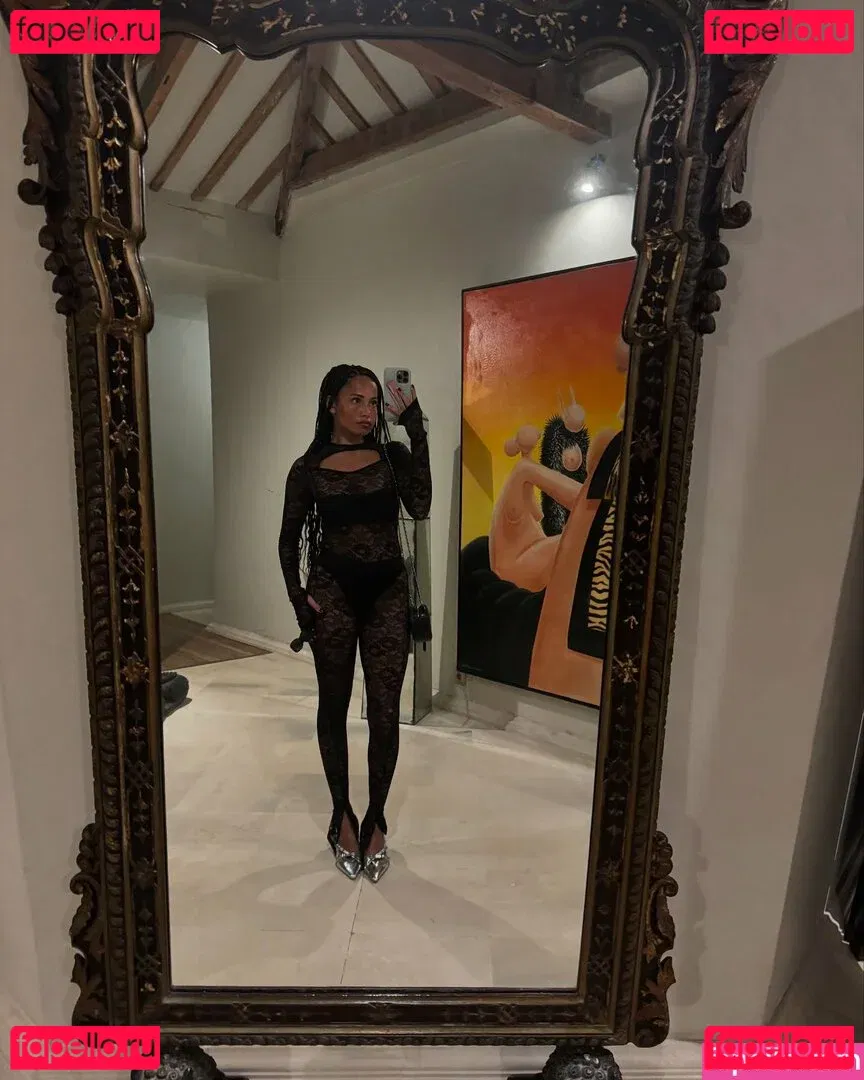 Gelluh Onlyfans Photo Gallery 