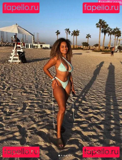 Gelluh Onlyfans Photo Gallery 