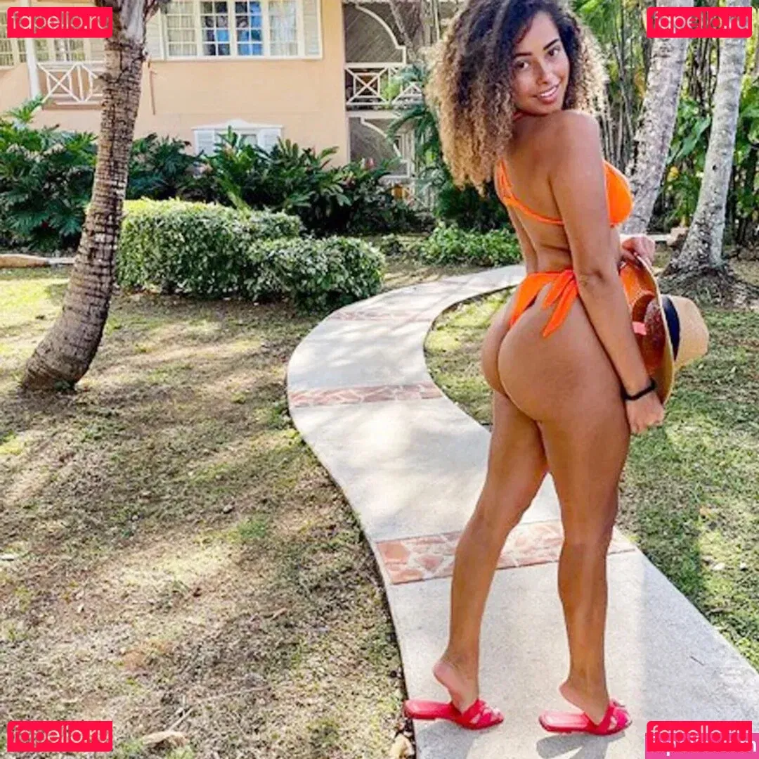 Gelluh Onlyfans Photo Gallery 