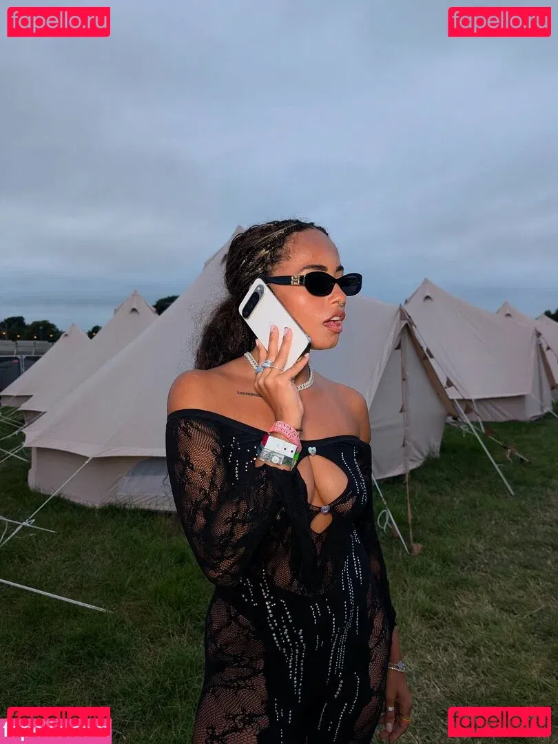 Gelluh Onlyfans Photo Gallery 