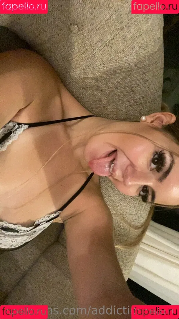 addictionmami Onlyfans Photo Gallery 