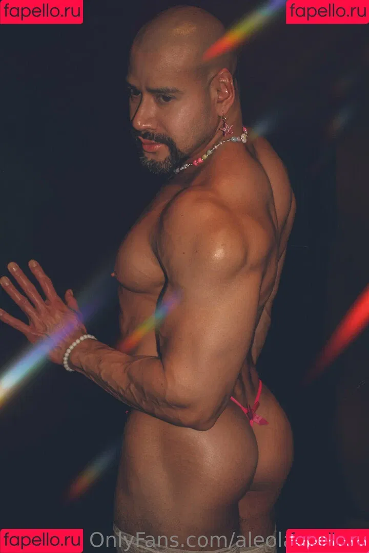 aleolatinoxxx Onlyfans Photo Gallery 