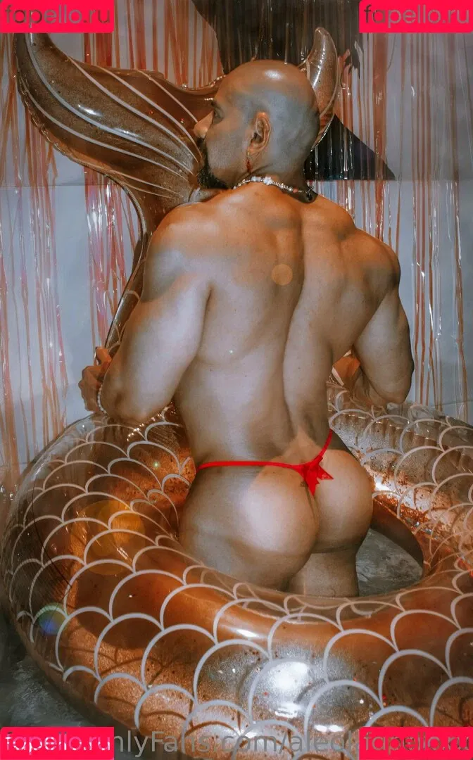 aleolatinoxxx Onlyfans Photo Gallery 