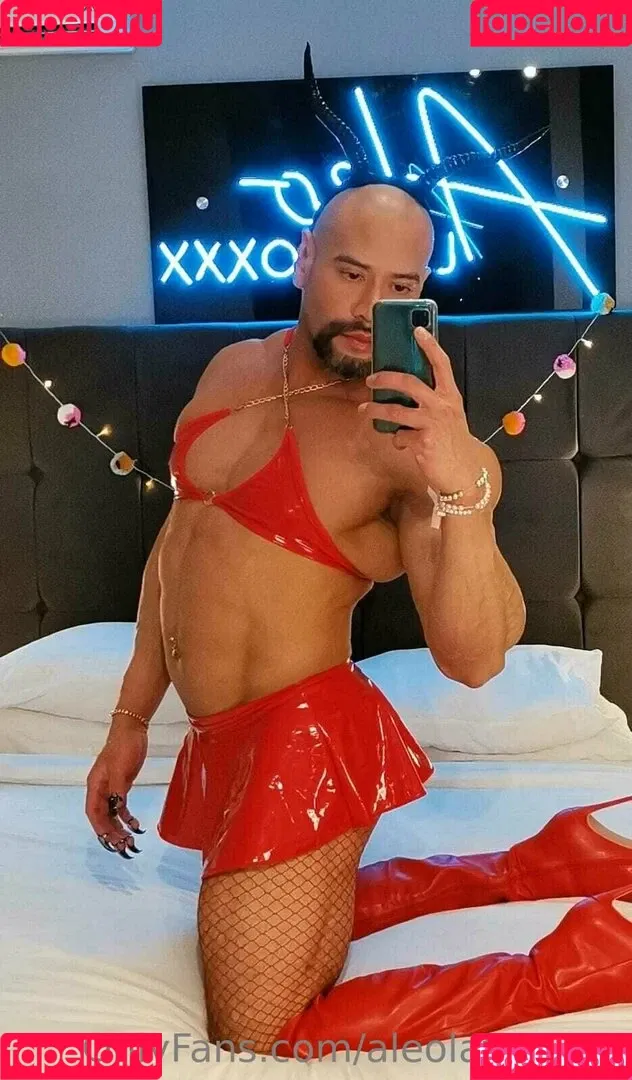 aleolatinoxxx Onlyfans Photo Gallery 