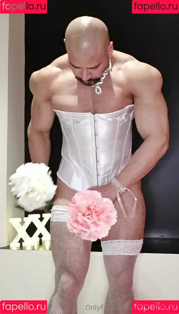 aleolatinoxxx Onlyfans Photo Gallery 