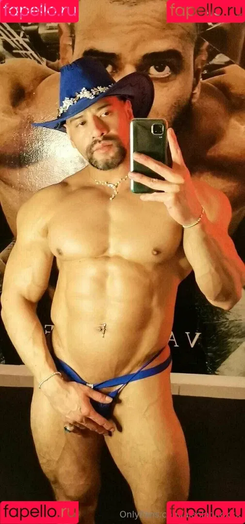 aleolatinoxxx Onlyfans Photo Gallery 