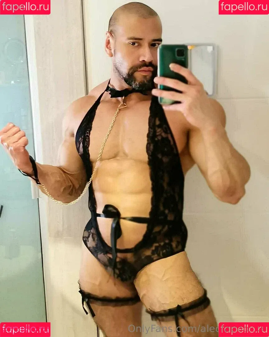 aleolatinoxxx Onlyfans Photo Gallery 