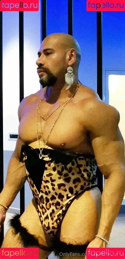 aleolatinoxxx Onlyfans Photo Gallery 