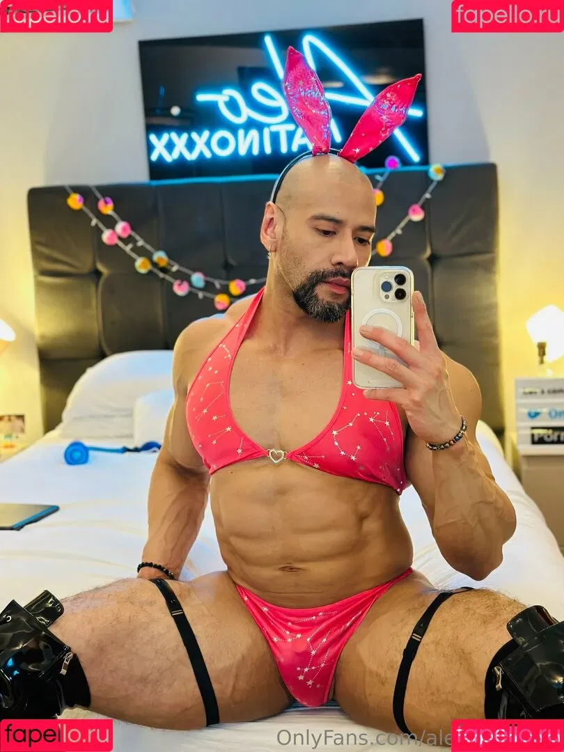 aleolatinoxxx Onlyfans Photo Gallery 